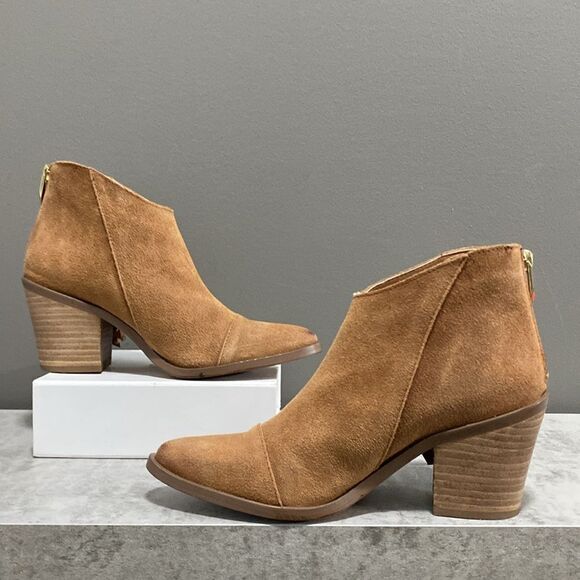 Fergie Bennie Tan/Brown Suede Leather Fringe Beaded Ankle Boots/Booties Size 6.5 - Picture 2 of 16